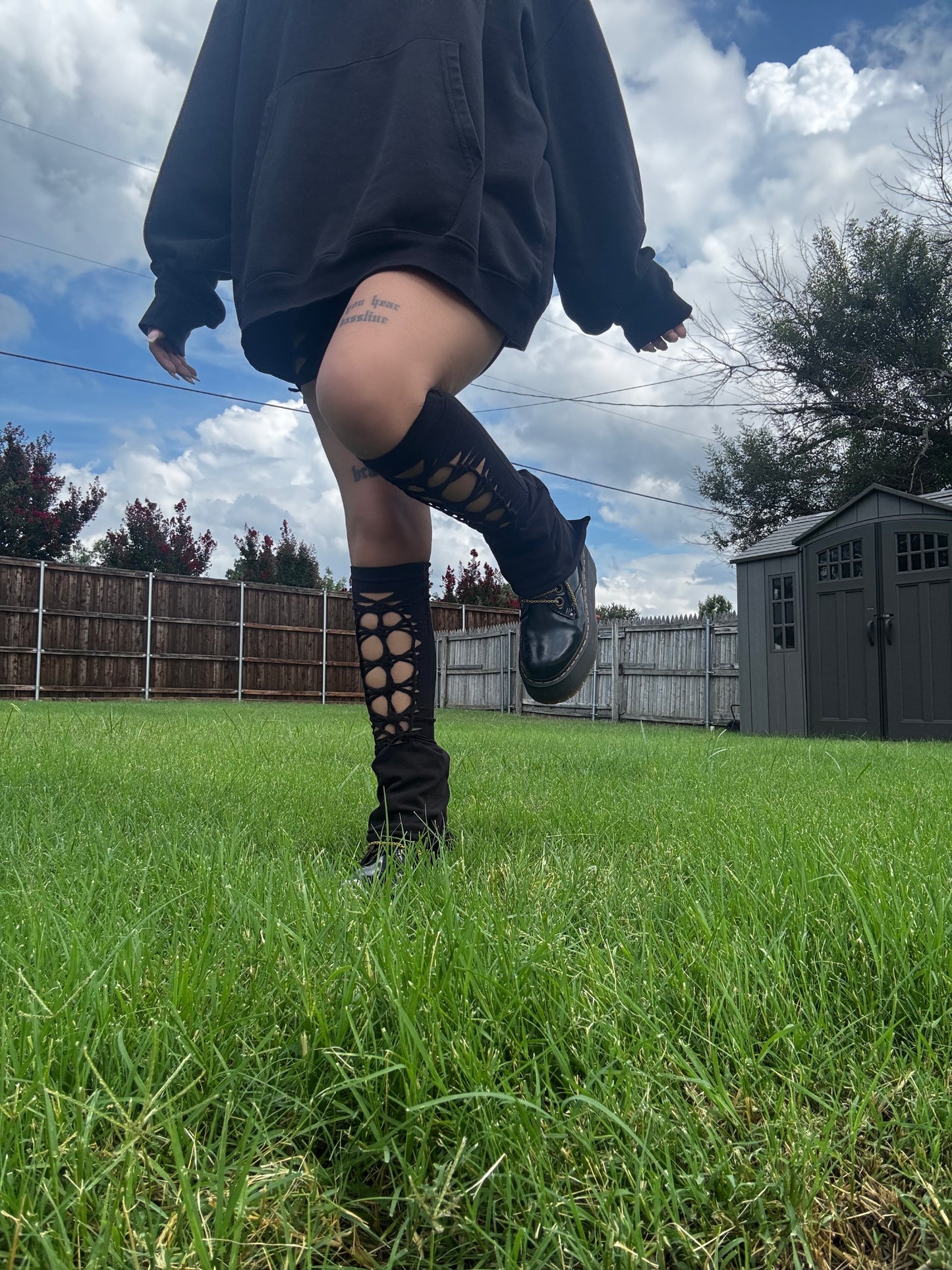 VIXEN LEG WARMERS